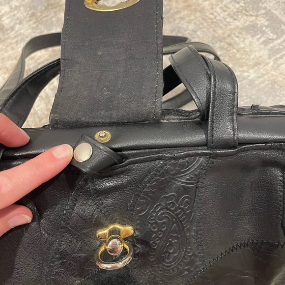 Vintage Black Patchwork Shoulder Handbag Purse Bag Gladstone Doctor Bag Opening - Picture 5 of 14